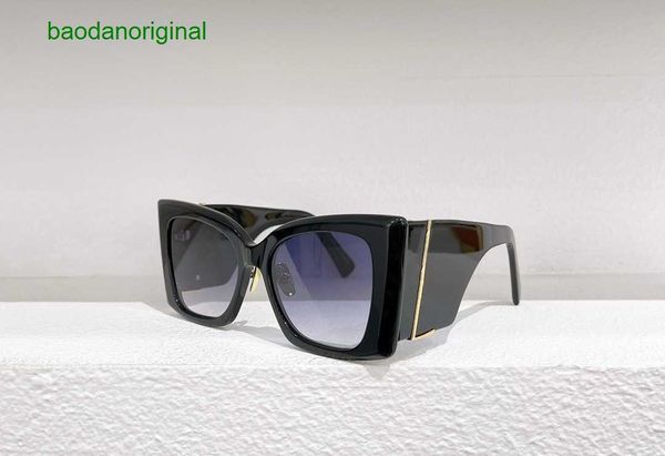 

sainte larurt designer sunglasses sl big cat's eye box sunglasses a mustsee trend for broadcasters new online red wear main promotion 8, White;black