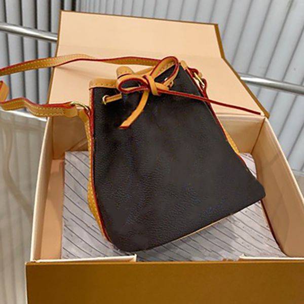 

mini string bucket bags fashion r crossbody bag luxury high-quality cross body travel handbag vintage wholesale