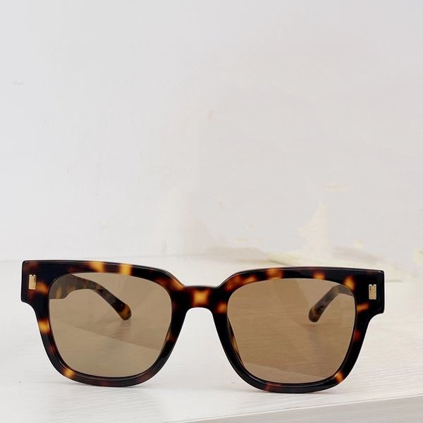 

Top Quality Designer Sunglasses for women Classic Eyeglasses Goggle Outdoor Beach Sun Glasses For Man Woman Black White 5 Color Optional Triangular with box