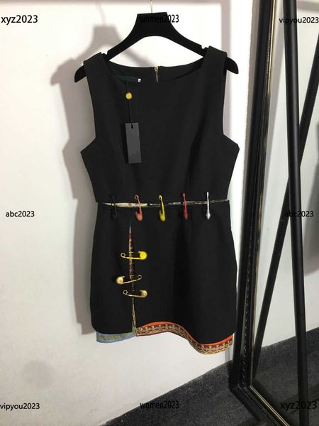 

designer dress women pin decoration skirt lady comfortable tank dress fashionable patchwork color pin dress new product, Black;gray