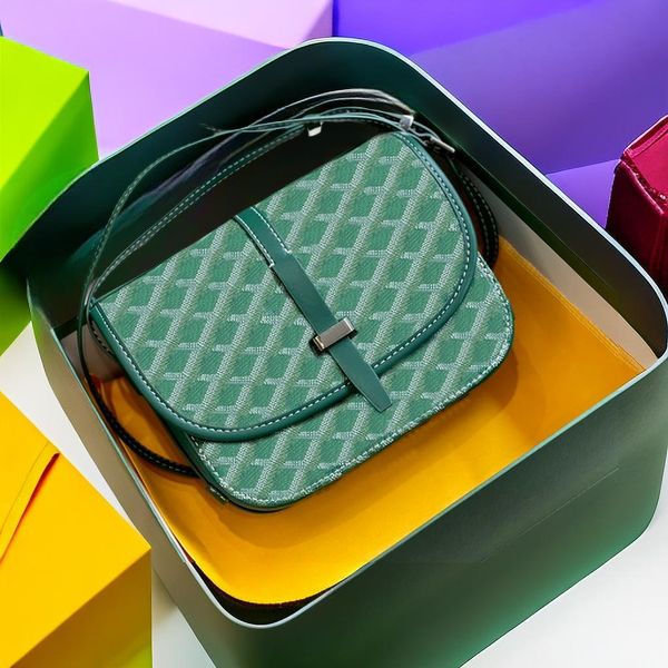 

luxurys handbags designer bags postman clutch wallets camera cardholder envelope crossbody totes men leather shoulder bag women purse holder