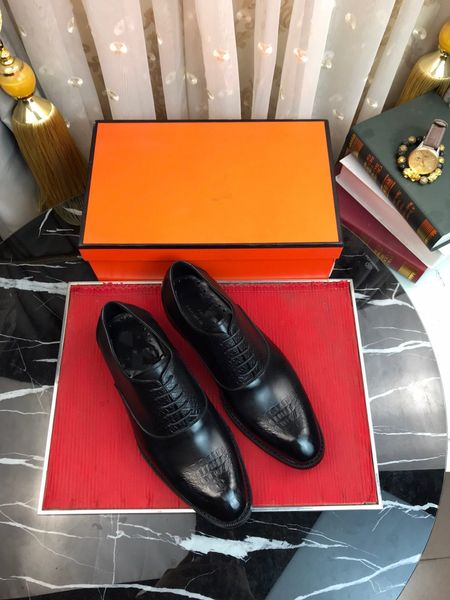 

4model luxurious men's micro suede casual shoes designer black breathable slip-on flock men dress shoes zapatos de hombre