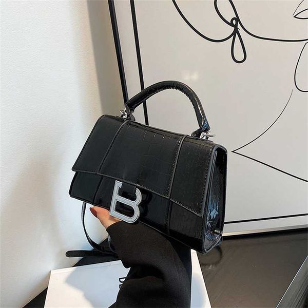 

purses clearance 70% off french niche design bag for women's 2023 summer new internet red hourglass with stone pattern portable one sho