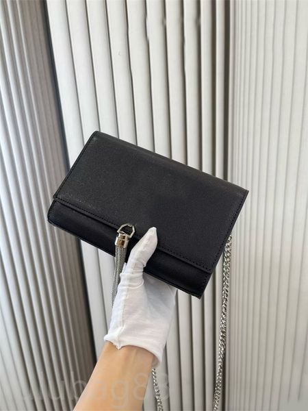 

designer handbags icare maxi women totes bag fashion multicolor black white pouch square plated gold letter leather bag for boys loulou c23