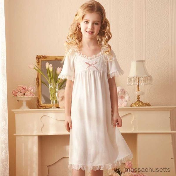 

pajamas children nightdress princess style nightgowns for girls soft leisure home clothing kids lace ruffles bathrobe sleepwear nighty, Blue;red