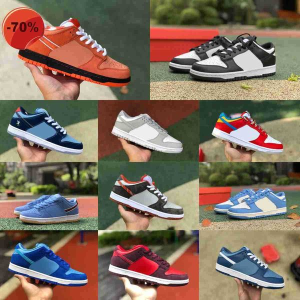 

sandals with box trainers dunks white black sports shoes mens women sb unc crushed strangelove white black pack grey fog why so sad mummy fr