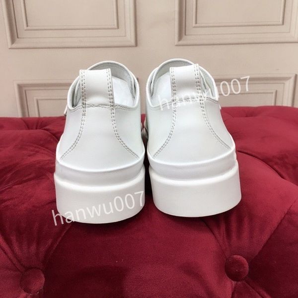 

new mens brand designer shoes runner suede leather low-cut shoes black slip-on casual shoes outdoor sports sneakers