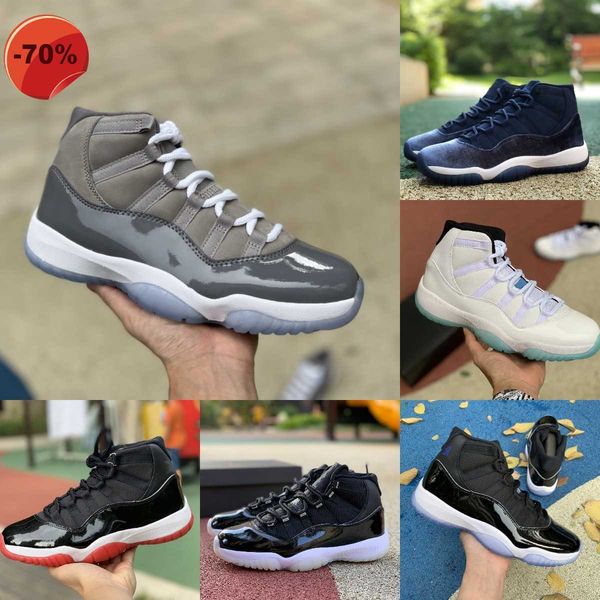 

sandals with box jumpman jubilee 11 11s high basketball shoes mens women cool grey legend blue midnight navy playoffs bred space jam gamma b, Black