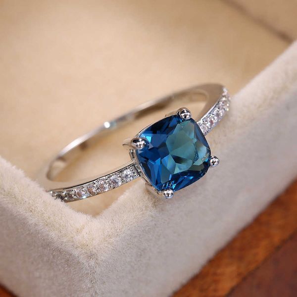 

band rings huitan square blue series stone women rings simple minimalist pinky accessories ring band elegant engagement jewelry rings z0509, Silver