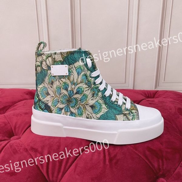 

2023 new luxury designer woman whites casual shoes round toe lace up shoes comfortable women mens outdoor sneakers breathable canvas, Black