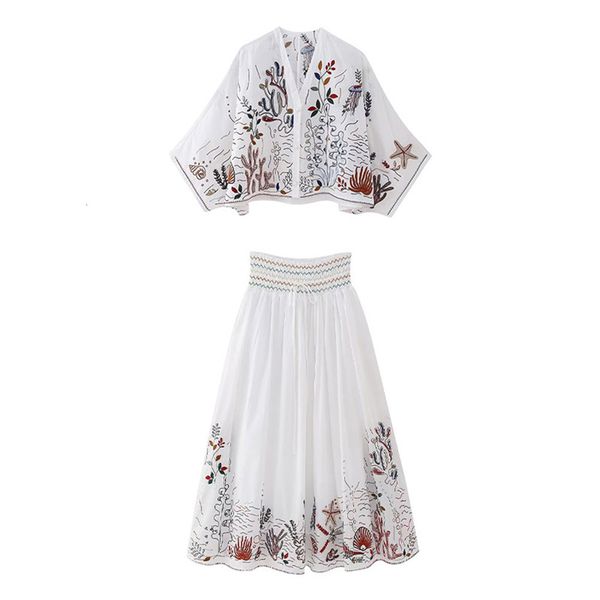 

two piece dress springsummer womens fashion loose embroidered shirt and retro casual elastic waist half skirt 230509, White