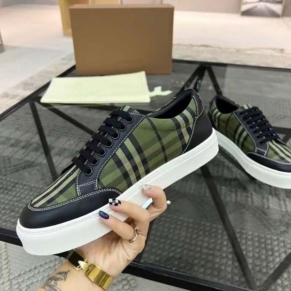 

designer casual shoes classic plaid trainers berry stripes real leather shoe fashion trainer for man woman bur color bar sneakers 02, Black