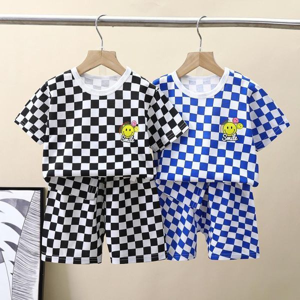 

sets suits kids clothes set baby boy girl t shirt shorts summer clothing cotton plaid tracksuit children smile print and buttom suit 230508