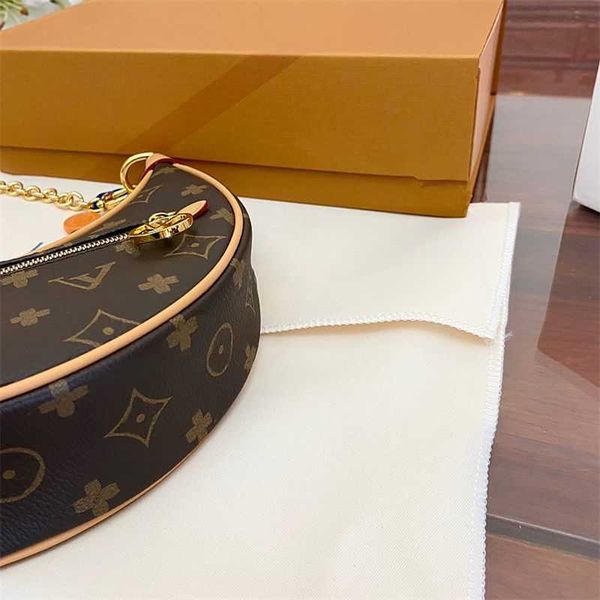 

loop bag croissant bags shoulder hobo designer purse m81098 cosmetic half-moon baguette underarm handbag crossbody metal chain collection723