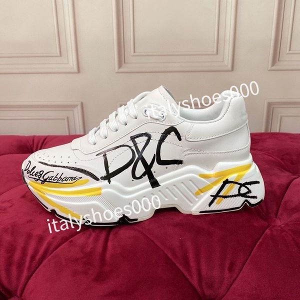 

casual shoes designer italy for men sneaker leather embroidered stripes white shoe flat platform walking sports trainers2023, Black