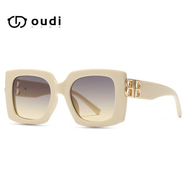 

21003 jelly color large frame fashion sunglasses box gradient women, White;black