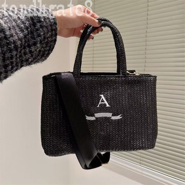 

triangle beach tote pretty summer bags designer luxurys women travel shopping small size borse embroidery handbags designer bag straw woven
