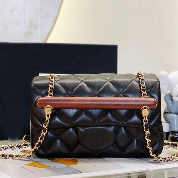 

7a designer bags new cover flap purse with wooden handle decorated with small gold beads totes