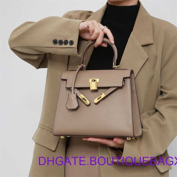 

designer hremm kelys's bags for sale bag 2023 new fashionable and foreign style bag one shoulder messenger advanced sense portable moth
