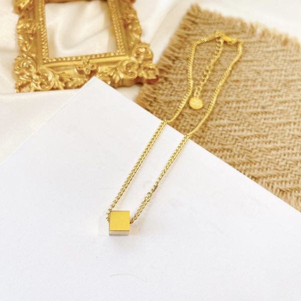 

style luxury designer celins necklace pendant necklace, Silver