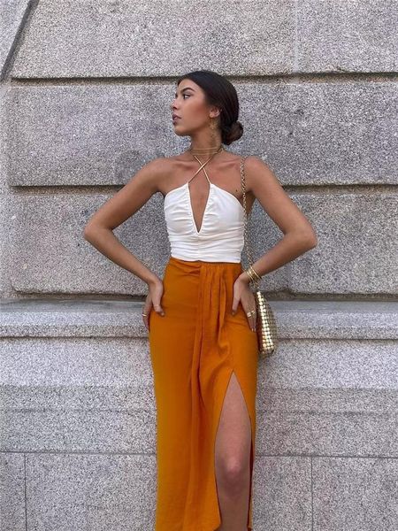 

tanks woman elegant white v neck halter camisole 2022 summer girls slim pleated crop female chic solid backless short camisoles, Black;white