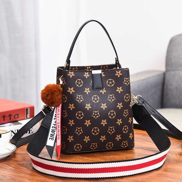 

2023 fashion handbag baobao new trendy and fashionable large capacity bucket gd old flower style one cross shoulder handheld women's ba