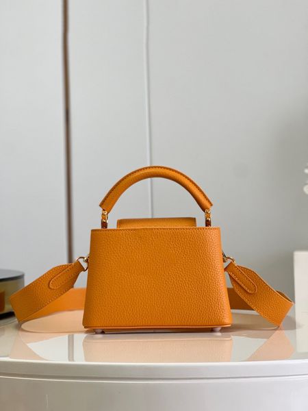 

2023 new fashion casual women's bag metallic cowhide shoulder crossbody handbag
