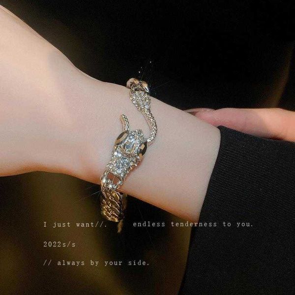 

diamond snake shaped chain bracelet special interest design ins cold style creative graceful personality for women, Black