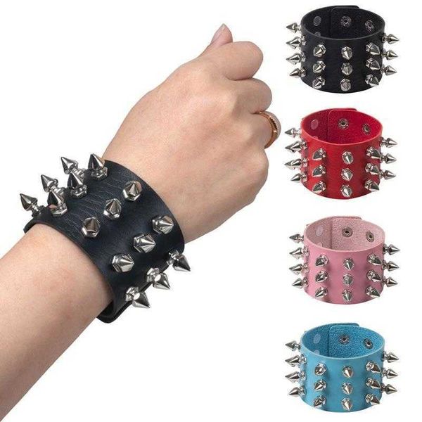 

punk exaggerated pointed rivet bracelet gothic leather, Golden;silver