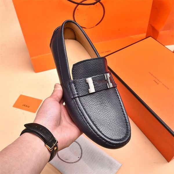

13model luxurious brand summer genuine leather men shoes designer loafers hole soft breathable male moccasins flats casual boat driver footw, Black