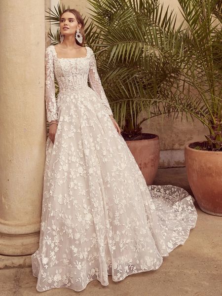 

new square collar slim neck detachable long sleeves noble and elegant fresh pearl embellished lace romantic pair wedding dress, White