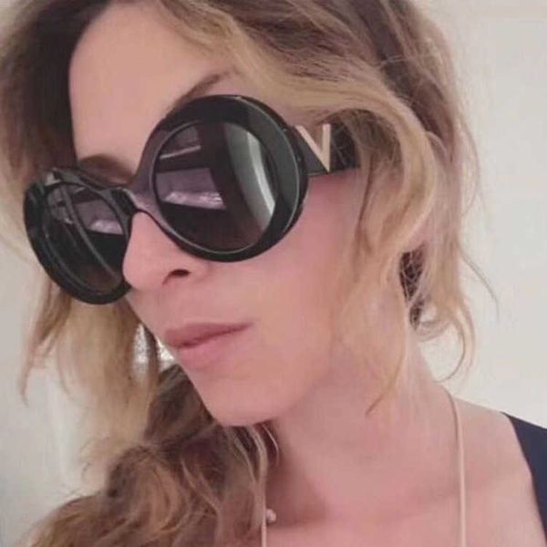 

oval new fashion net red trend sunglasses street shoot v, White;black