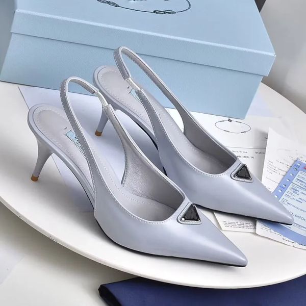 

Elegant and beautiful sandals, fashionable and comfortable summer women shoes, enclosed breathable high heels