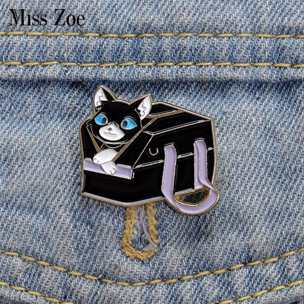 

black cat enamel pins custom cat in the suitcase brooches lapel badges animal jewelry gift for kids friends, Gray