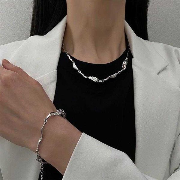 

short irregular collarbone link necklace bracelet womens simple fashion normcore style design sense elegant metal, Black