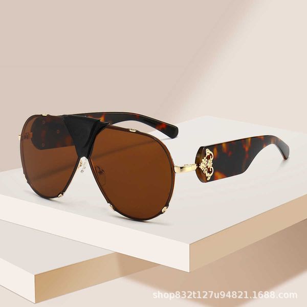 

new fashion style women's personalized sunglasses metal glasses trendy, White;black