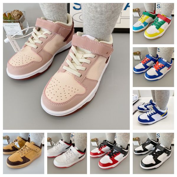 

kids dunks sb panda unc low shoes black white grey fog lobster chicago syracuse university blue red michigan lows boys girls running sneaker