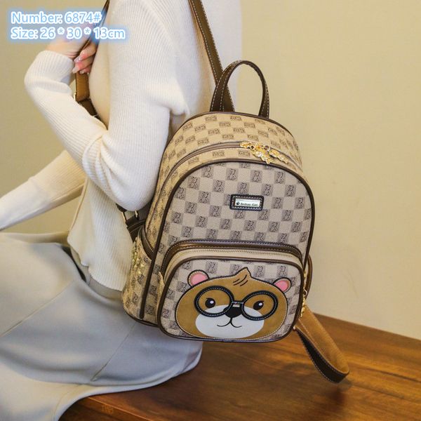 

factory wholesale ladies shoulder bag 2 colors this year popular thick leather handbag cute cartoon printed bear backpack outdoor leisure ri