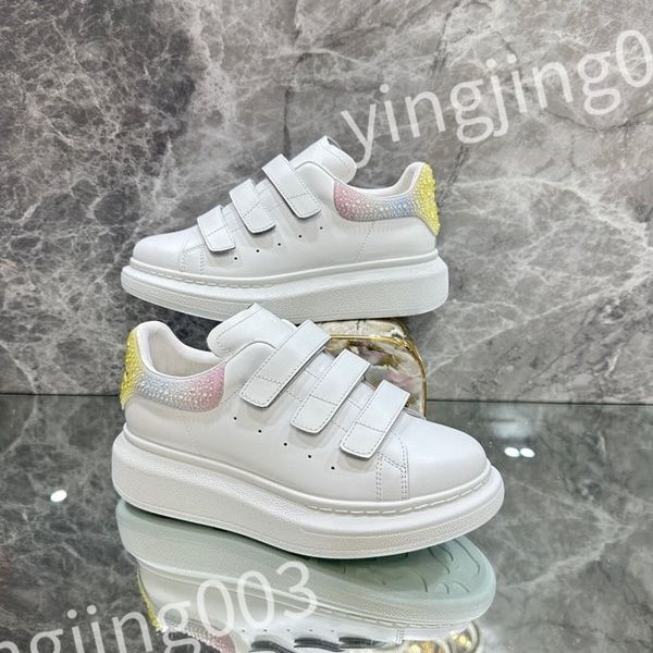

2023 new designer woman shoe leather lace up men fashion platform sneakers white black mens womens casual shoes chaussures