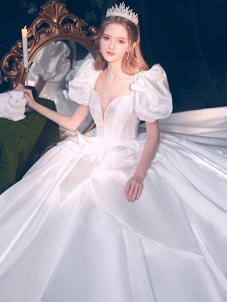 

new white satin wedding dresses v neck puff sleeve pleat ruffle pearl luxury french a-line trailing party long trail bride ball gowns 2023