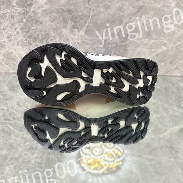 

men's and women's fashion flat shoes women's travel white shoes men's training shoes couple's same shoe, Black