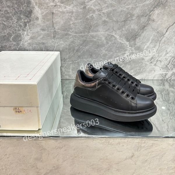 

new fashion men designer casual shoes classic do-old dirty shoes mid double height bottom trainers leather glitter golden quality2023, Black