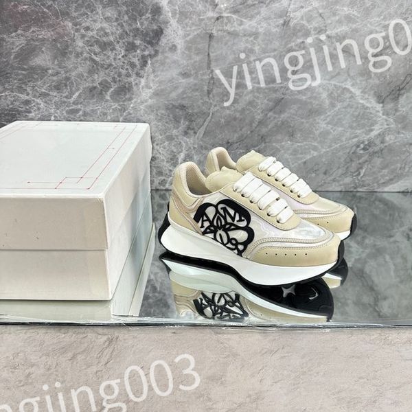 

luxurys designer woman shoe leather lace up men fashion platform sneakers white black mens womens casual shoes chaussures