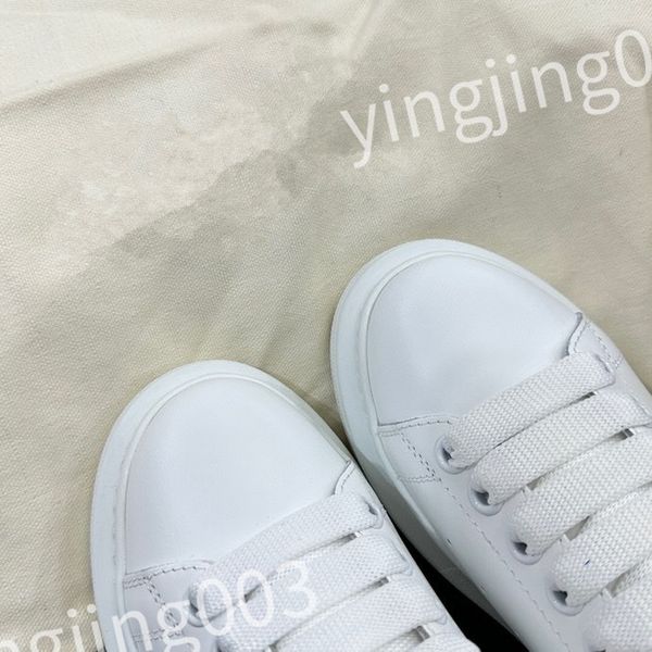 

2023 luxury designer woman shoe leather lace up men fashion platform sneakers white black mens womens casual shoes chaussures