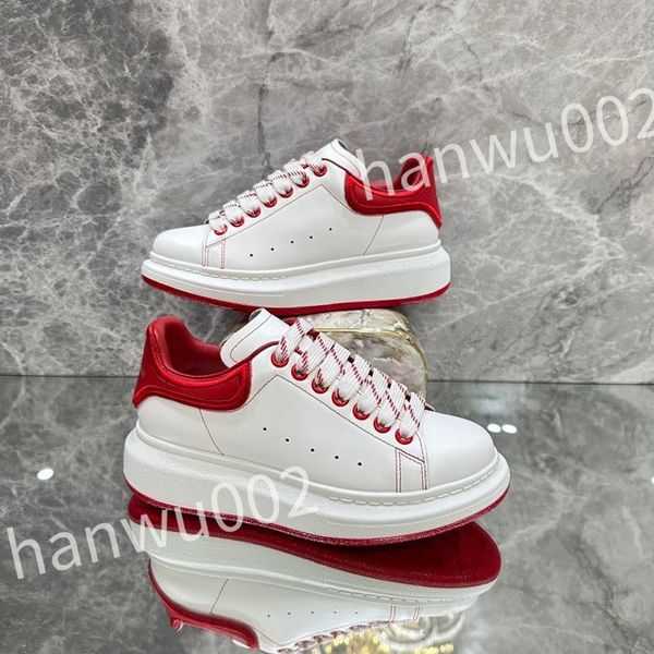 

2023 new men's and women's casual shoes, women's travel small white shoes, men's basketball training shoes, couples&#039, Black