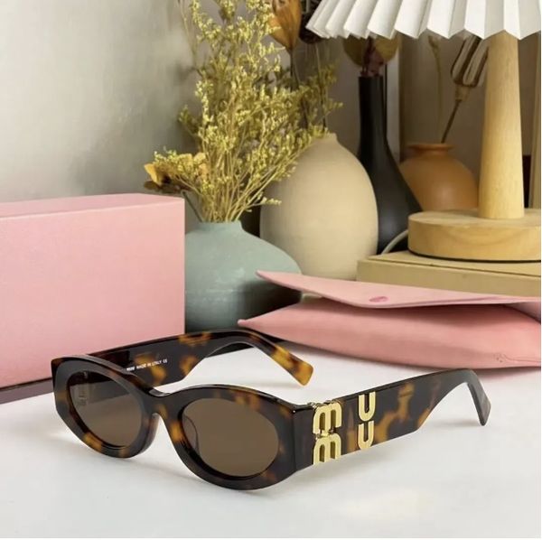 

miu new fashion sunglasses for woman man 054 fashion retro womens sun glasses pink black tourism street p anti glare w023 m554 4911 mens wom, White;black