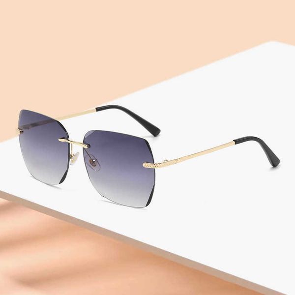 

2023 new frameless trimmed for women fashion net red metal large frame sunglasses sunglasses show slim street pgraphy, White;black