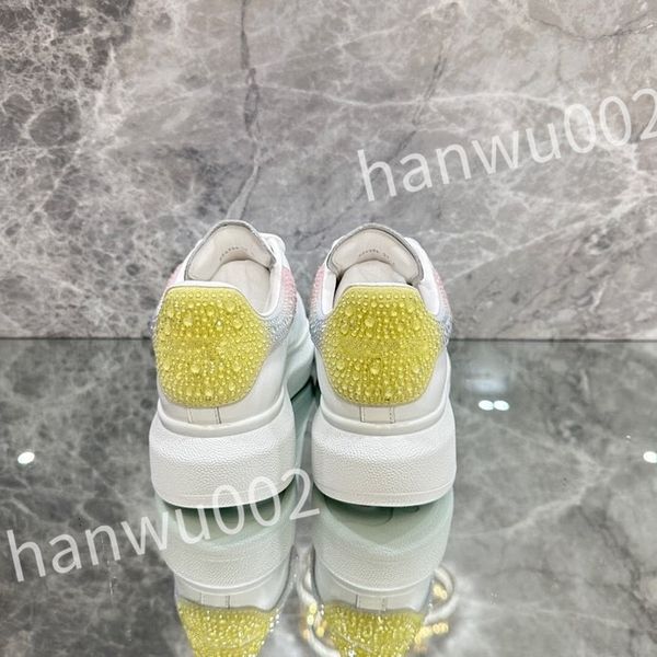 

2023 new men's and women's casual shoes womens travel small white shoes men's basketball training shoes couples same shoes, Black