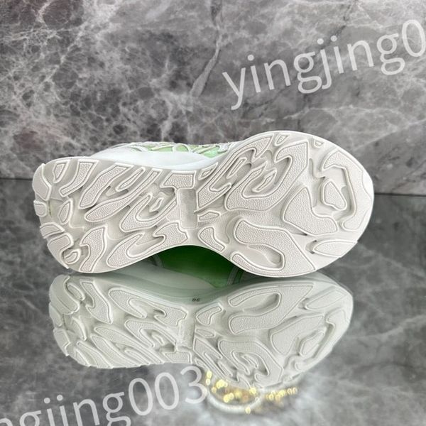 

luxurys designer woman's shoe leather lace up men fashion platform sneakers white black mens womens casual shoes chaussures