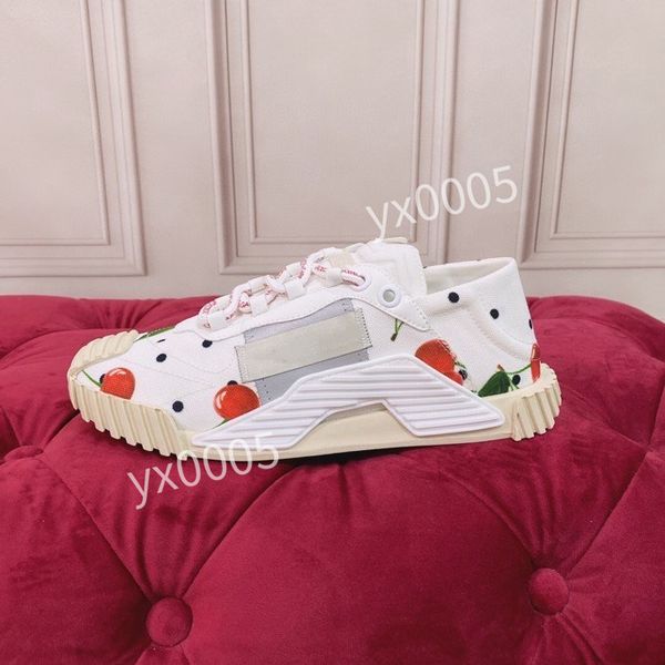 

2023new fashion designer womens mens shoes glossed-leather loafer black sneakers brushed leather loafers plus platform sneakers casual shoe